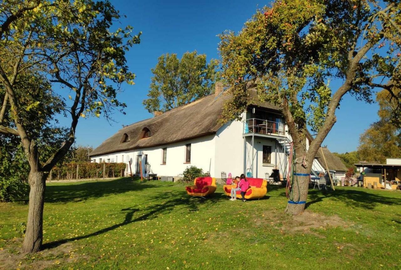 Haus Am Peenebach Klein Bunzow Esterno foto